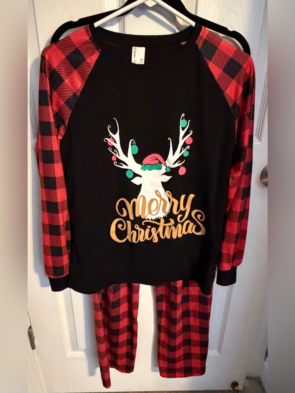 Christmas Reindeer Pajama Set, Women’s Size Medium